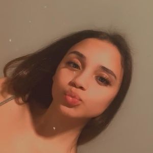 Meet your Posher, Michaela